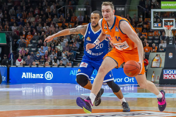 战术调整还 战术调整还