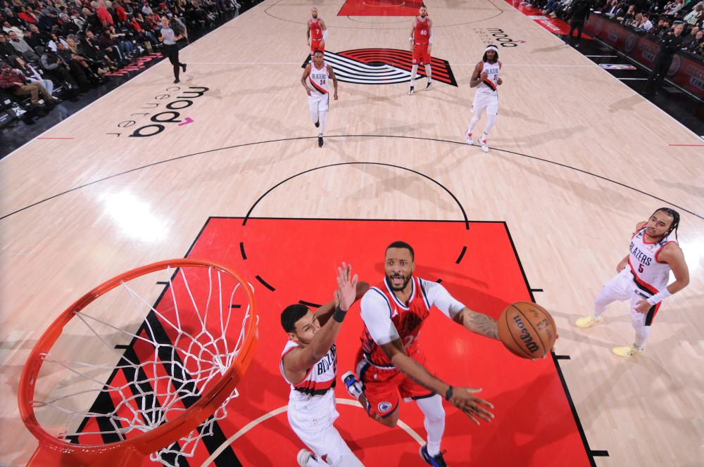 参赛选手需 参赛选手需