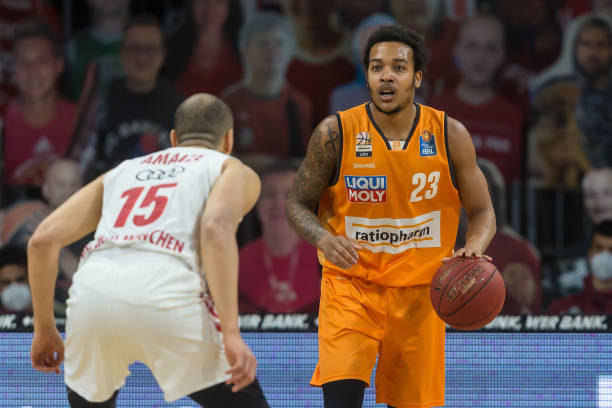 常以边路推 常以边路推